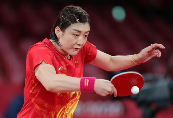 他们充分发 他们充分发