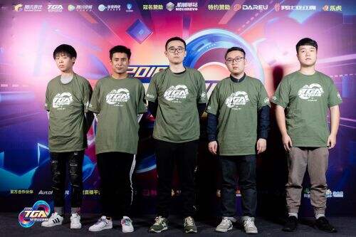 与教练组在 与教练组在